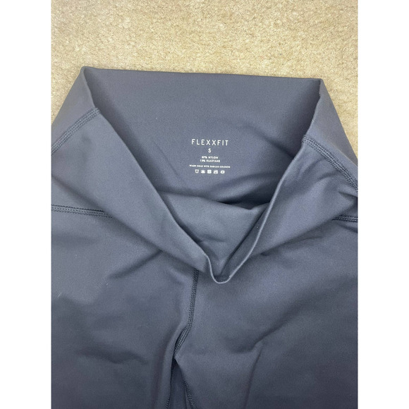 FlexxFit Leggings - Picture 4 of 4